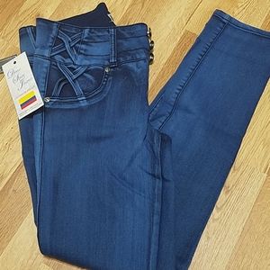 High waisted dark blue jegging jeans